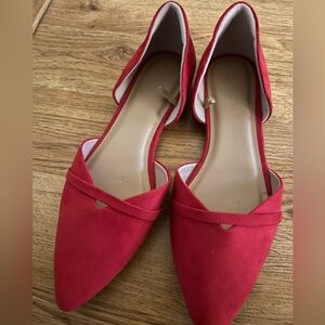 Old Navy red pointed flats. Size 7 NWOT